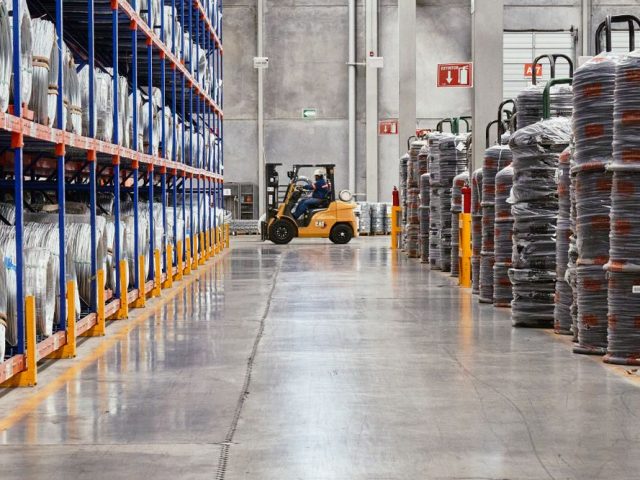 Warehousing & Logistics workforce